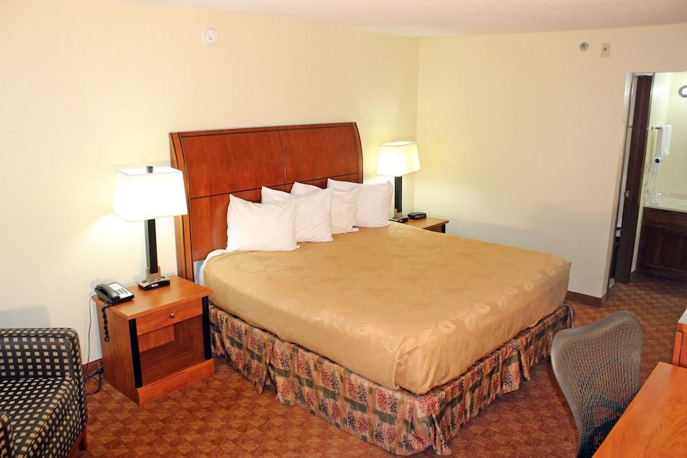 Angel Inn By The Strip - photo 14