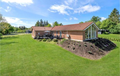 Pet Friendly Home In Farsø With Sauna — 4-Star Luxury Hotel in Farso, Denmark
