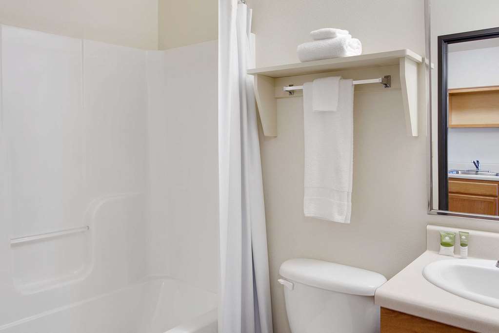 WoodSpring Suites Colonial Heights Fort Lee - photo 13