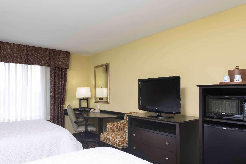 Hampton Inn & Suites Danville - photo 17
