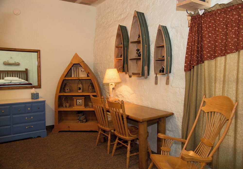 Stone Mill Hotel & Suites - photo 72