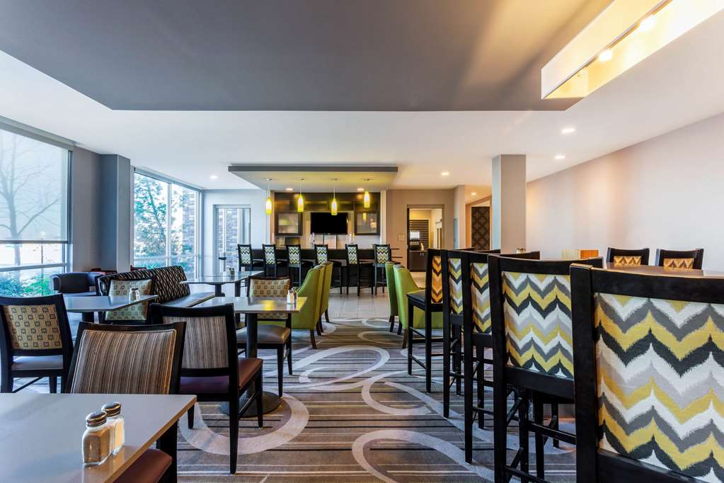 La Quinta Inn & Suites by Wyndham Monahans - photo 26