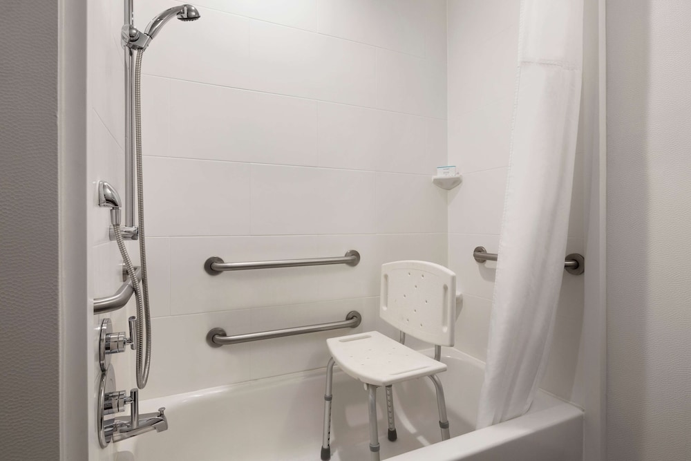 Hampton Inn Denver West Golden - photo 26