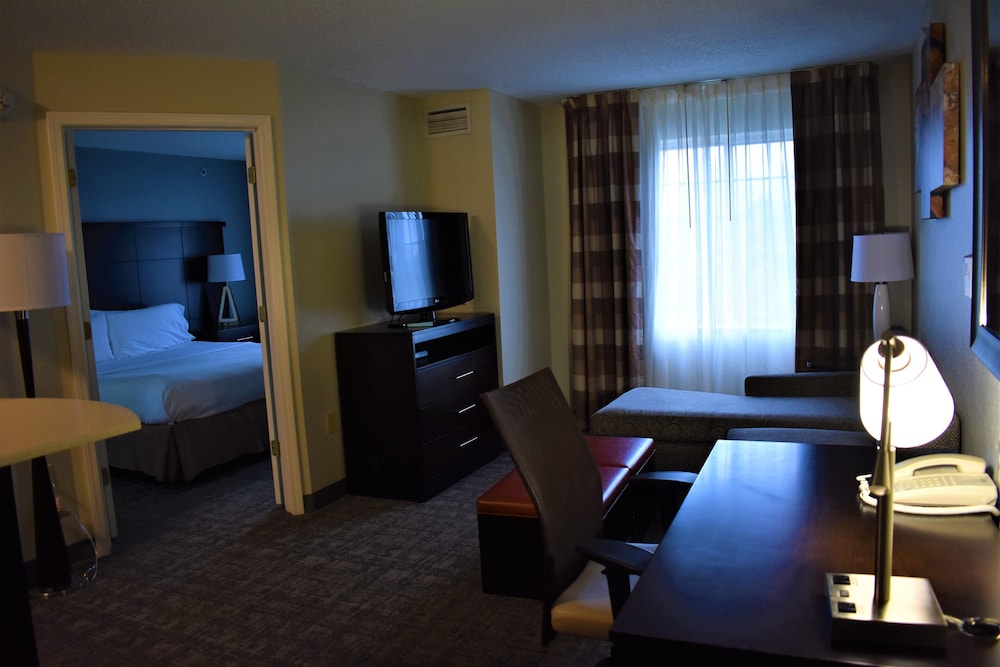 Staybridge Suites Cranbury by IHG - photo 19