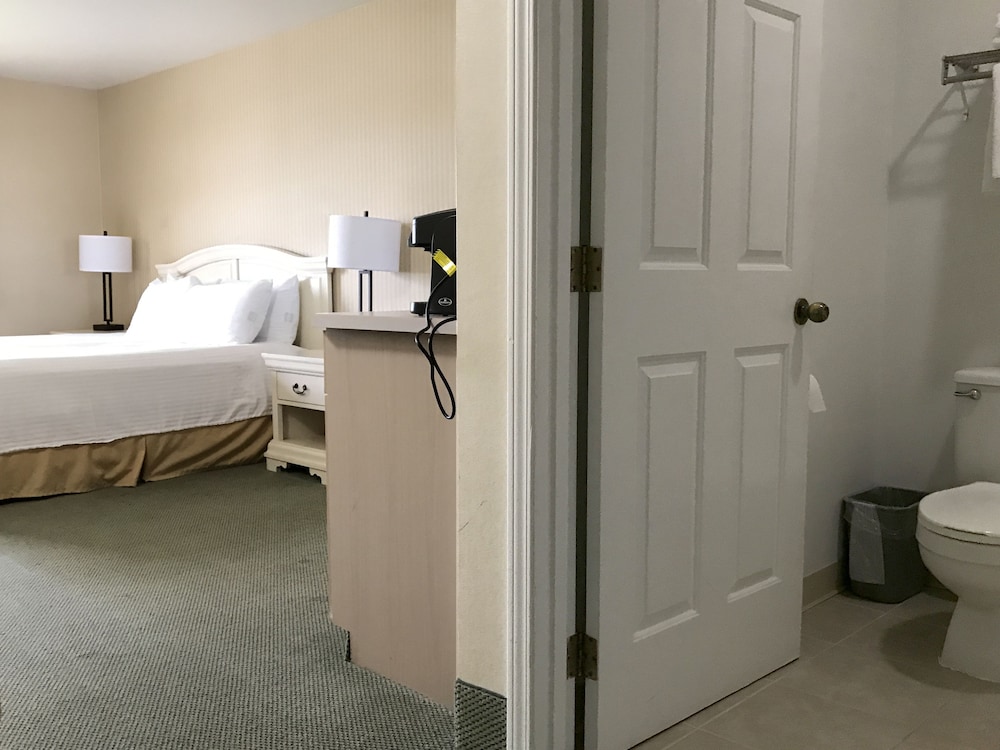 Rogue Regency Inn Medford Airport - photo 25