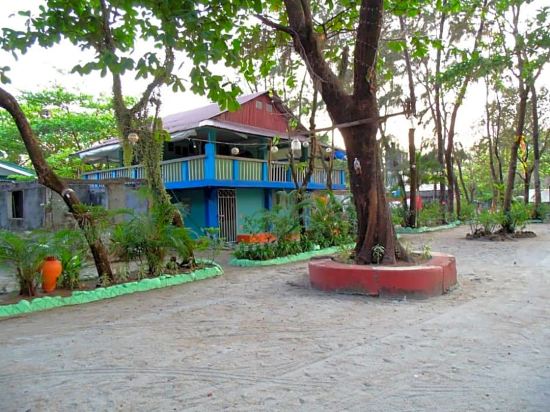 Sabina Beach Resort — hotel in San Narciso