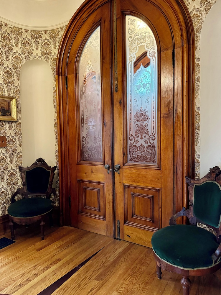 Limestone Mansion - photo 35