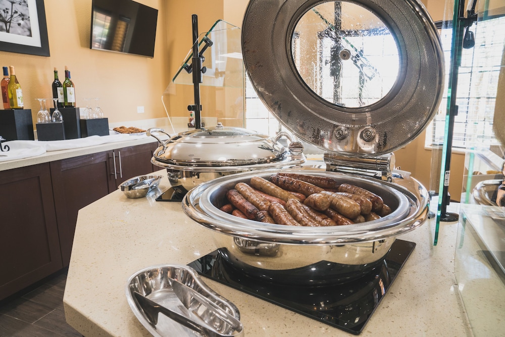 Staybridge Suites Lubbock South by IHG - photo 55