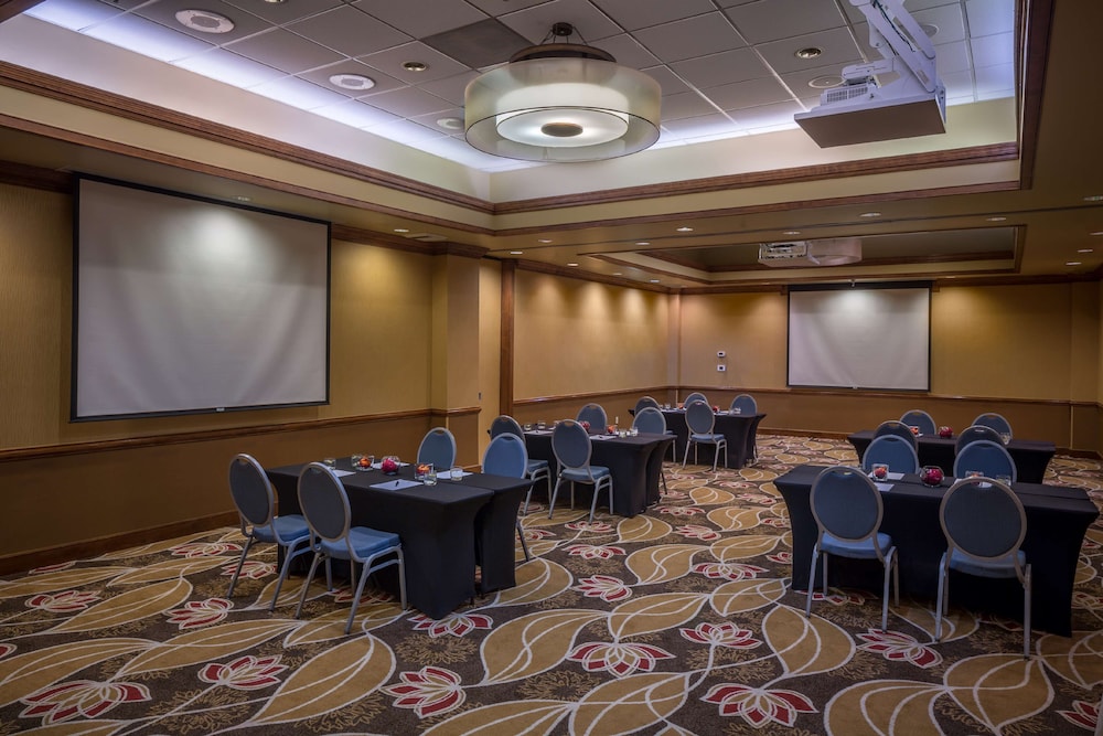 DoubleTree by Hilton Asheville Biltmore - photo 97