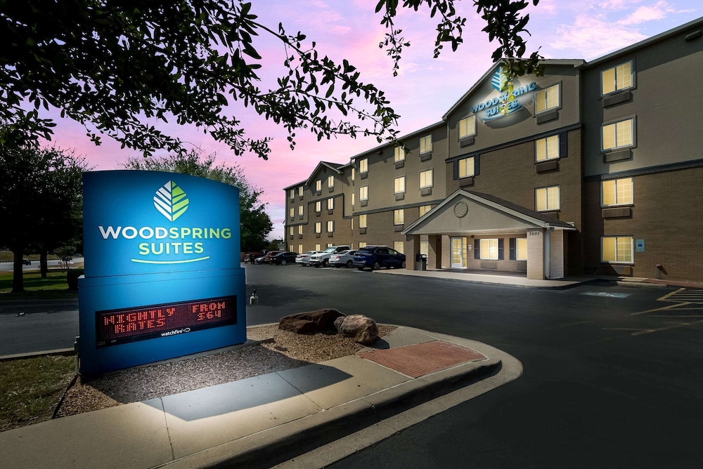 WoodSpring Suites Fort Worth Fossil Creek - photo 44