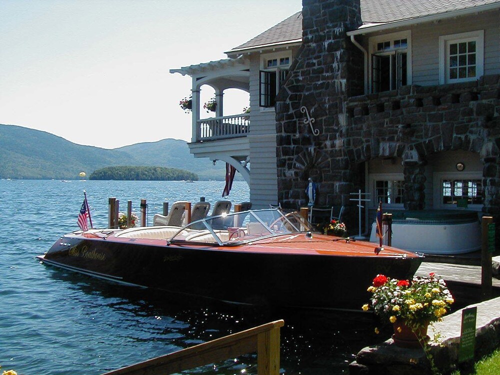 Boathouse Waterfront Lodging - photo 26