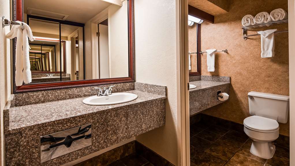 Best Western Plus Humboldt House Inn - photo 23