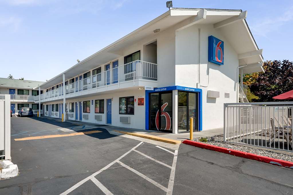Motel 6 Bellingham WA - photo 2