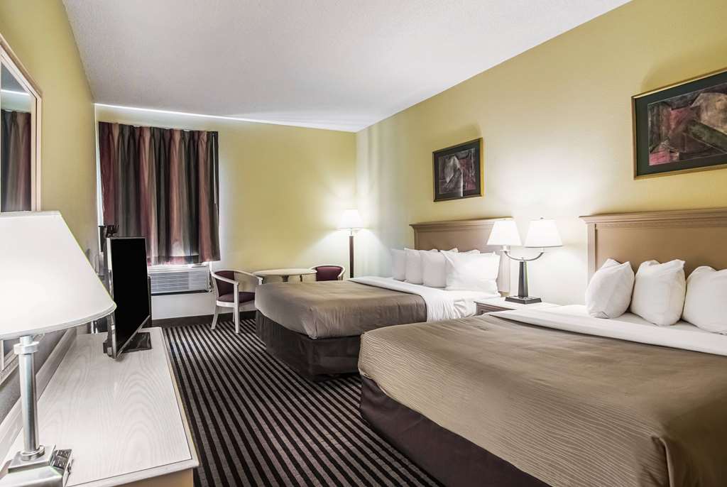 Baymont by Wyndham North Myrtle Beach - photo 11