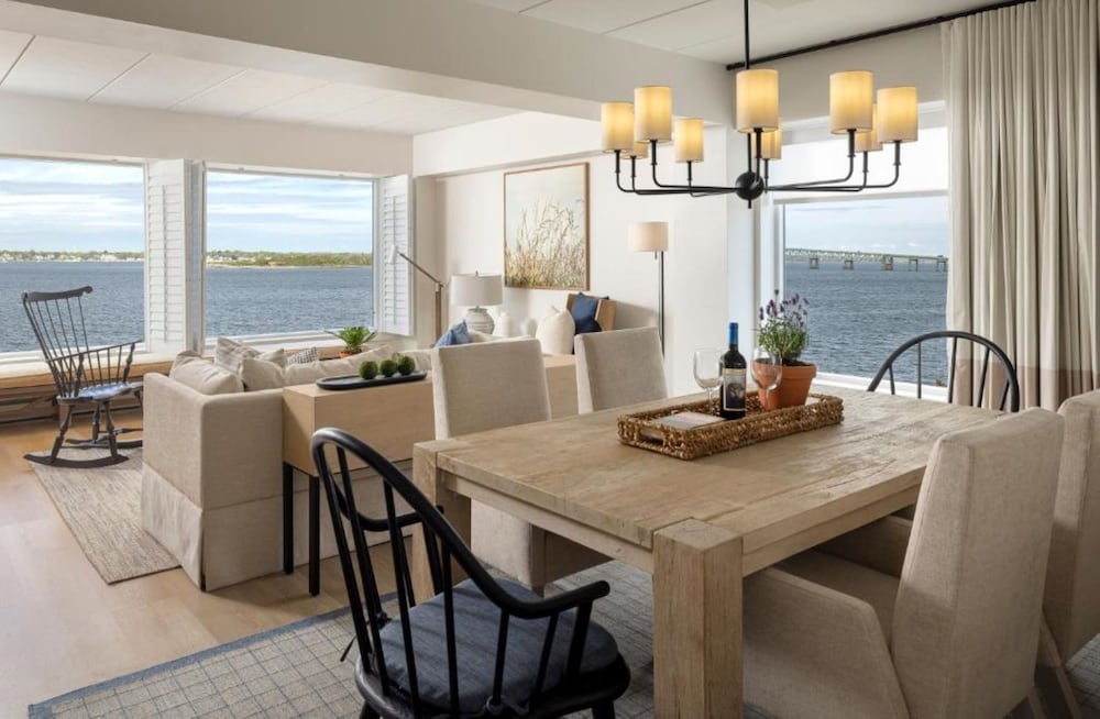 Newport Harbor Island Resort - photo 49