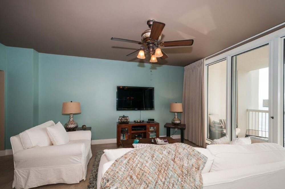 Silver Beach Towers 1002E 668815 - photo 8
