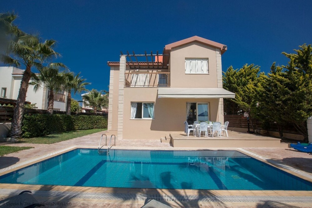 Cyprus Sunny Villas Gold