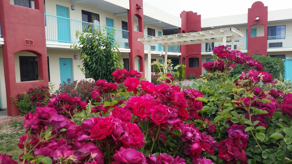 Days Inn by Wyndham Santa Fe New Mexico - photo 30