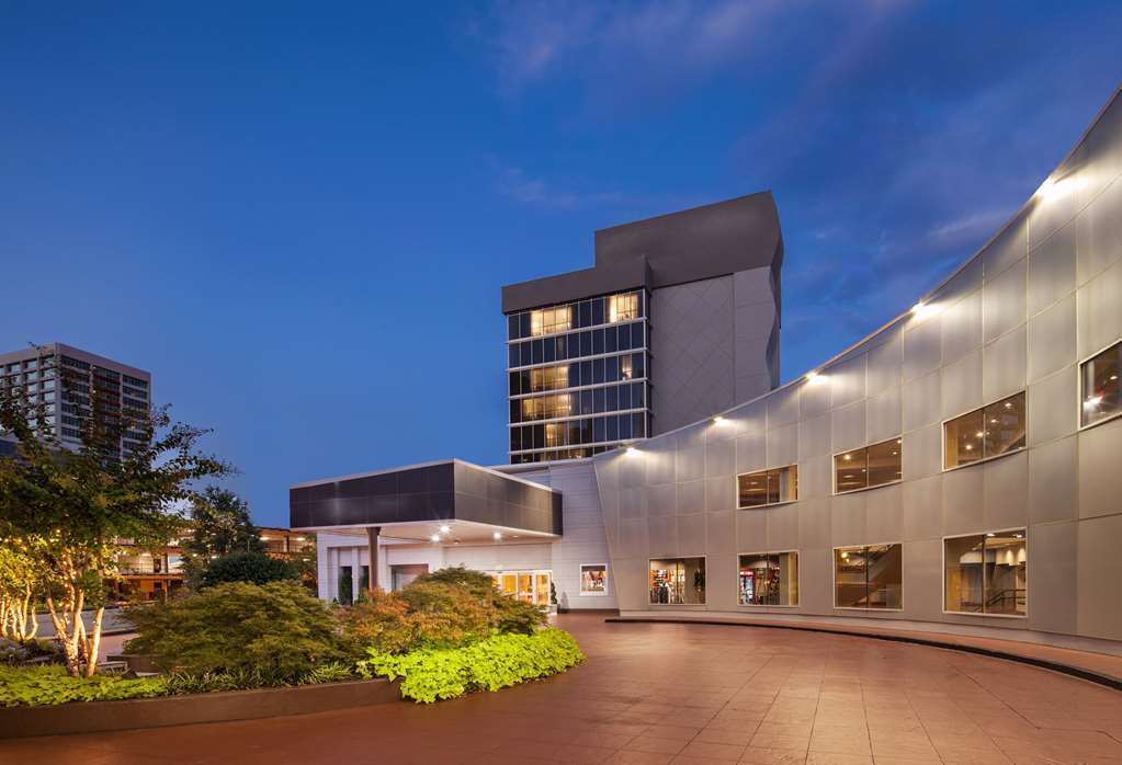 Courtland Grand Hotel Trademark Collection by Wyndham - featured photo