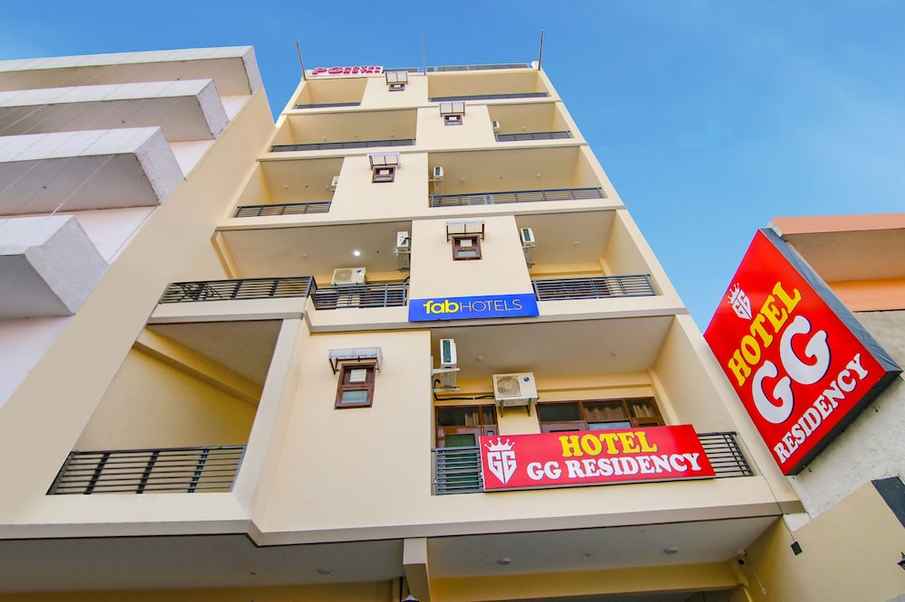 Fabhotel Gg Residency in Mohali, India