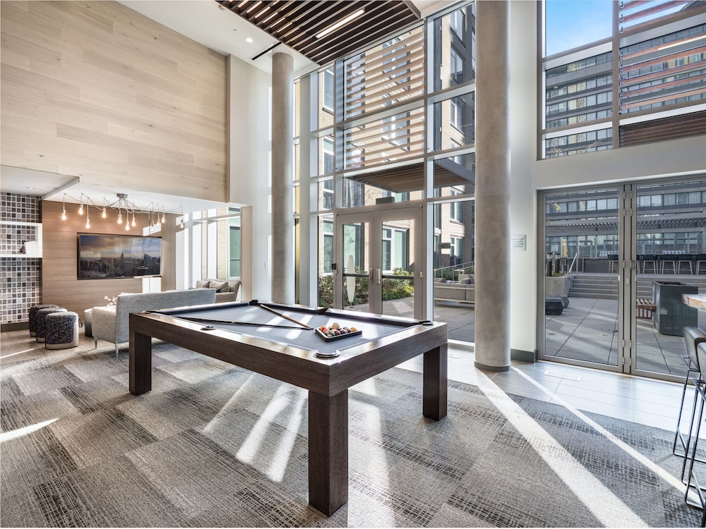 Global Luxury Suites Crystal City - photo 111