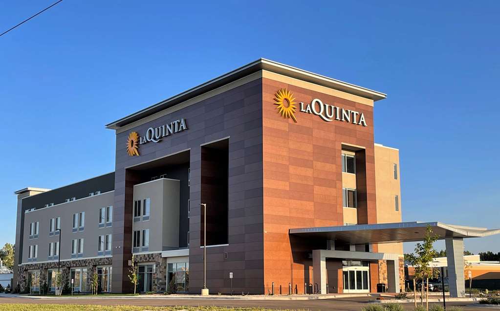 La Quinta Inn & Suites by Wyndham Denver Parker - featured photo