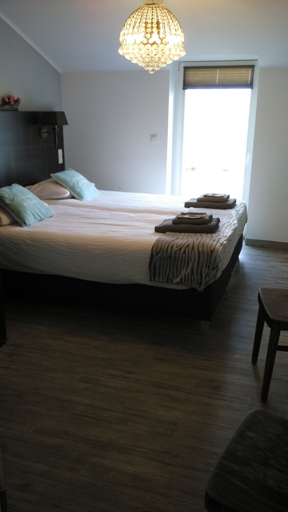 Bed & Breakfast El Manso — Emst — photo 4