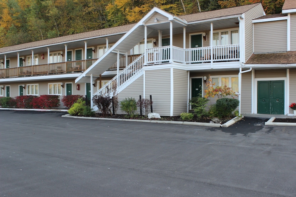 Berkshire Travel Lodge - photo 40