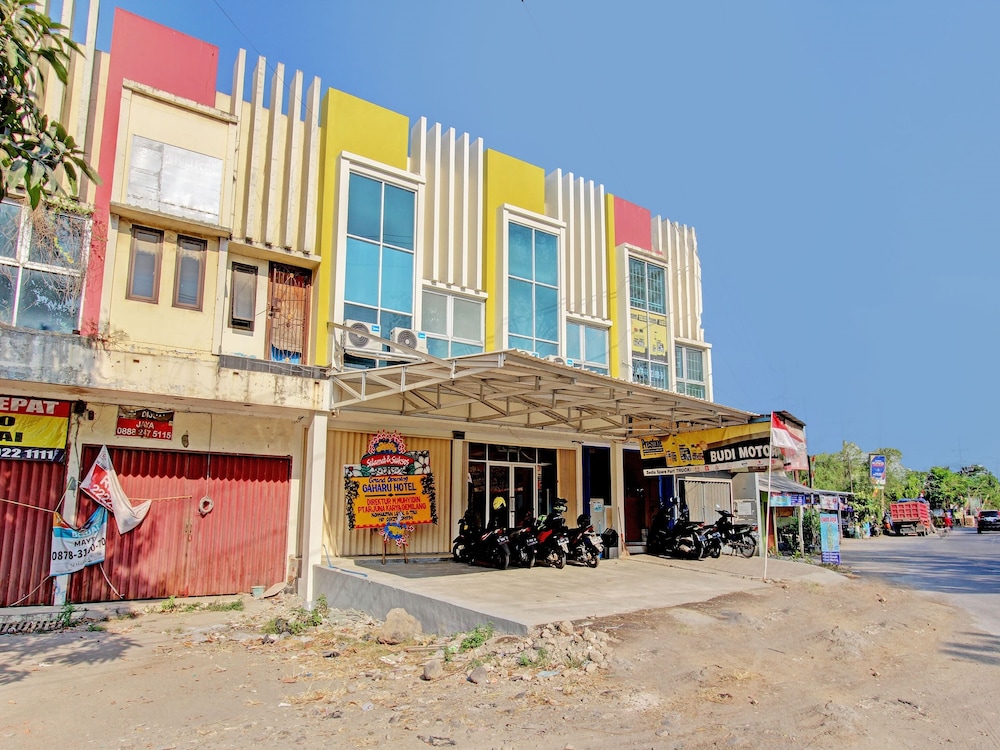 Collection O 92972 Gaharu Hotel in Semarang, Indonesia