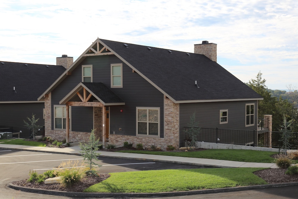 Antlers Resort in Branson, United States