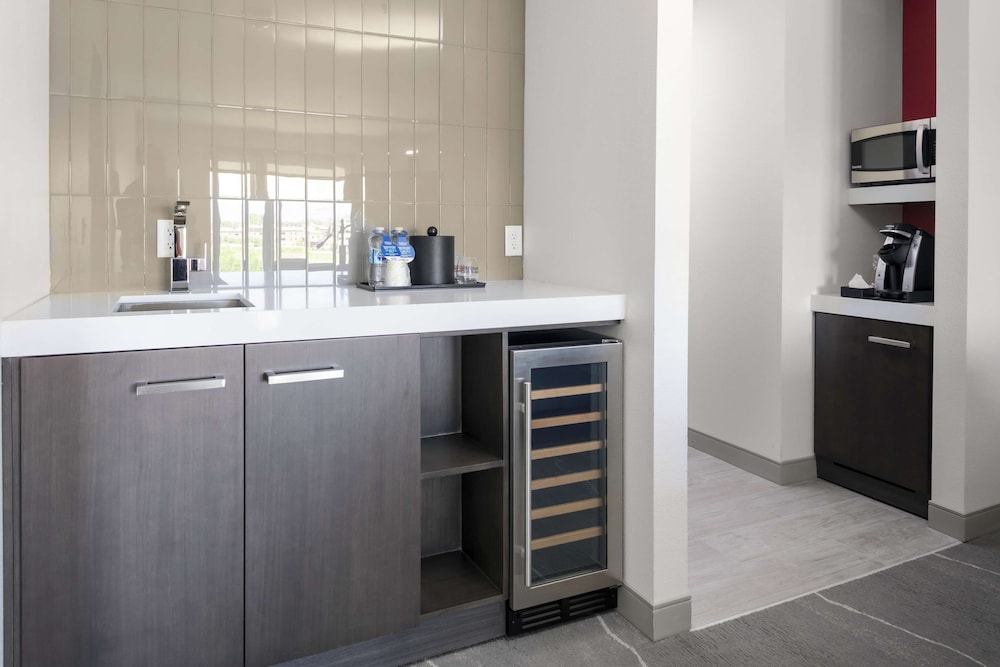 Hilton Garden Inn Denver Thornton - photo 17