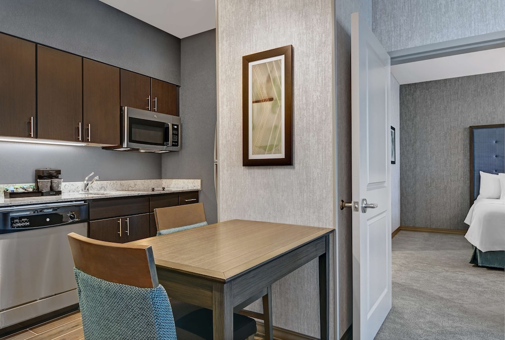 Homewood Suites by Hilton Edison Woodbridge - photo 20