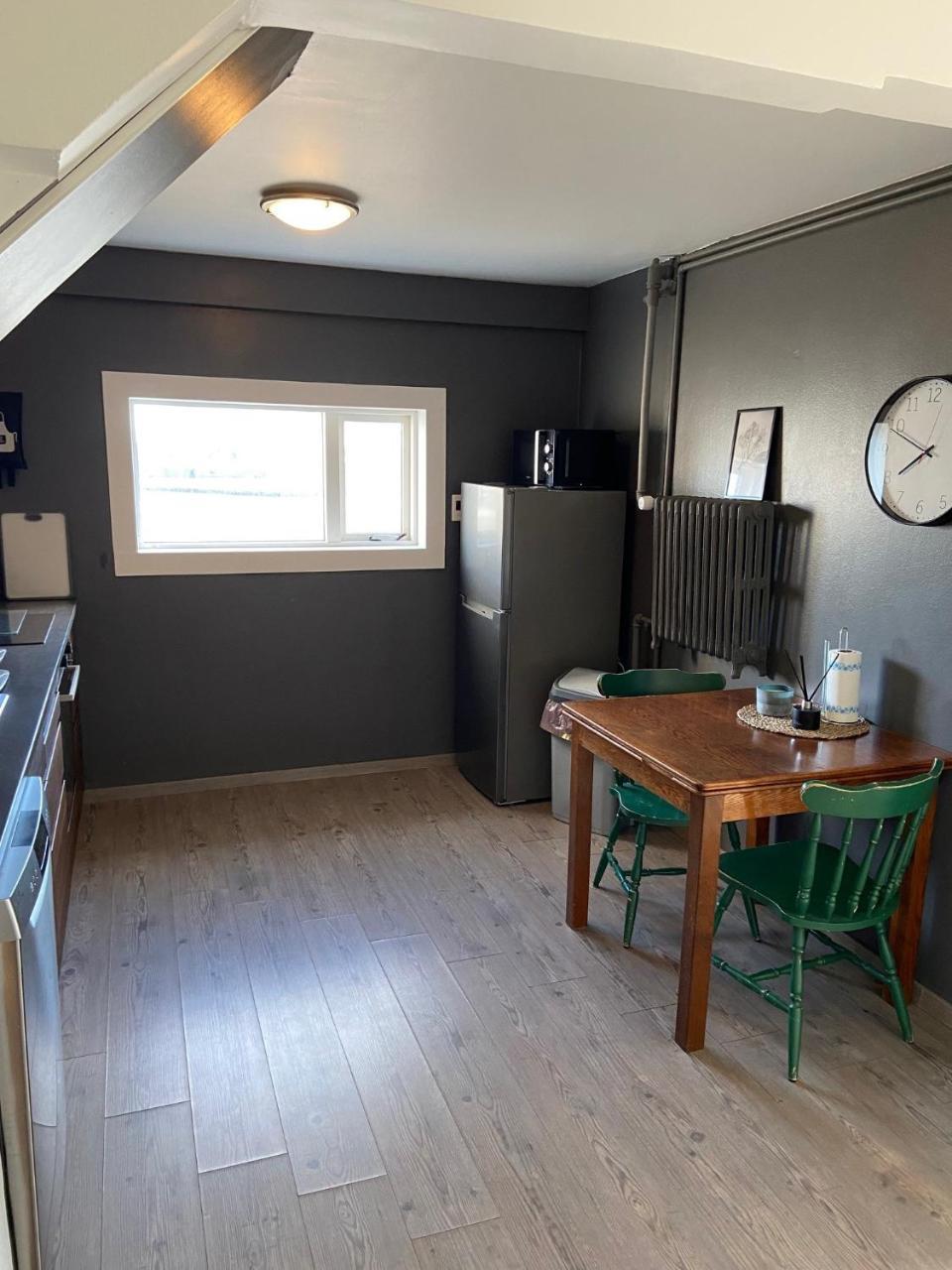 The Little Guesthouse Downtown Keflavik Airport