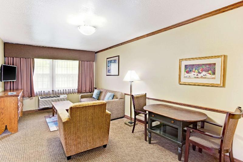 Baymont By Wyndham Provo River - photo 13