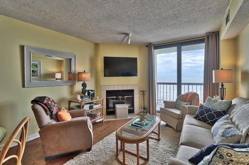 Oceanfront Waterpointe 1 Unit 603 3bed 2bath Sleeps 6 Balcony Pools — 4-Star Luxury Hotel in North Myrtle Beach, United States