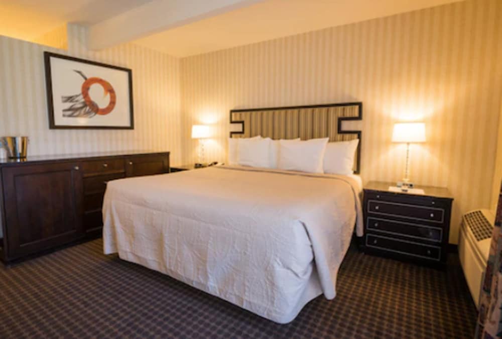 Los Gatos Lodge - photo 8