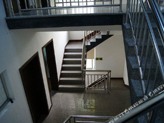 Rooftop Yunjin Family Inn in Tiantai Chengguanzhen, People's Republic of China