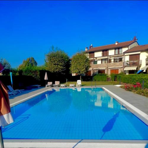 Appartamento Elena — 4-Star Luxury Hotel in Garda, Italy