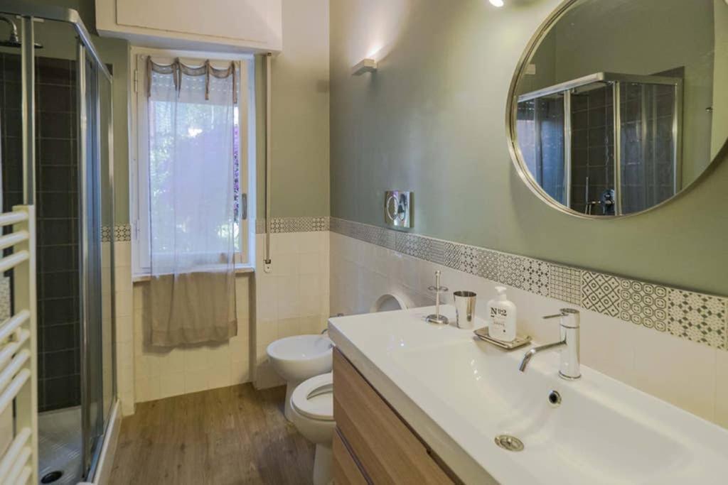 Il Giardino di Ada Ground Floor Studio with AC and Patio — 4-Star Luxury Hotel in Monterosso Al Mare, Italy