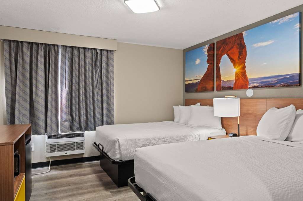 Days Inn by Wyndham Albuquerque I 25 - photo 37