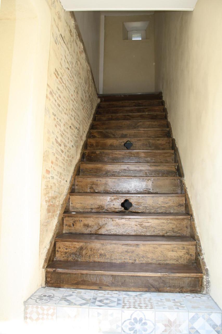 Les Mistinguettes — hotel in Pouzauges