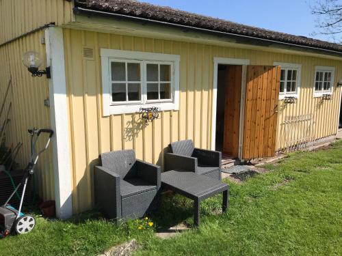 Gäststuga i Löfsäng Hajstorp — hotel in Toereboda