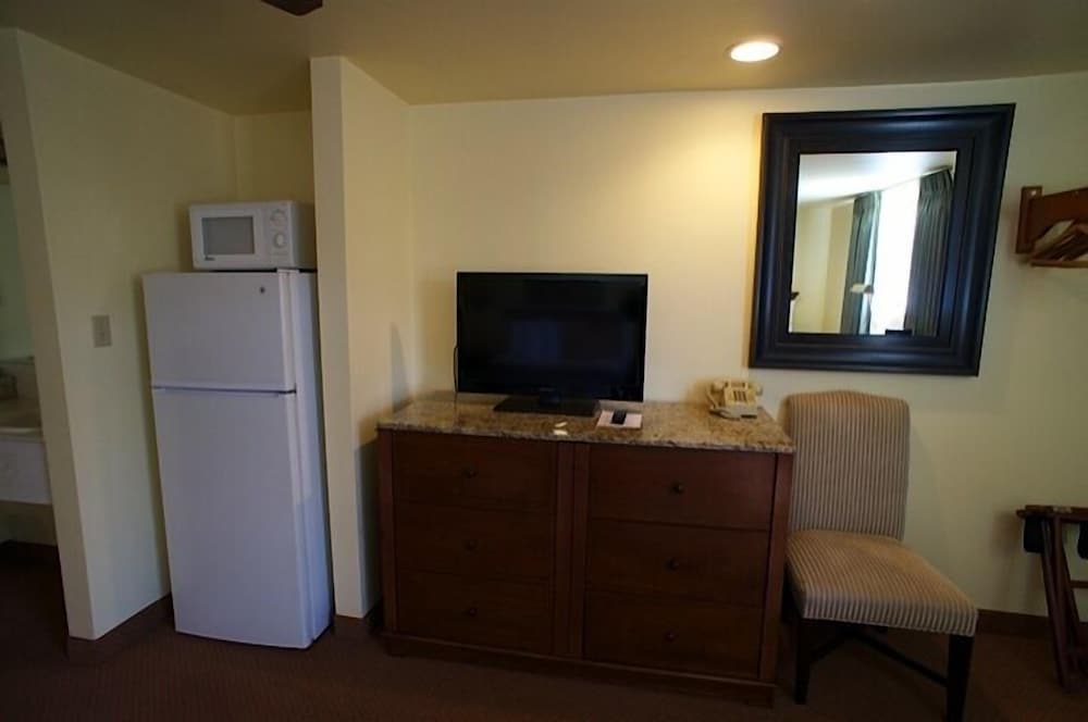 Parkview Inn Motel - photo 22
