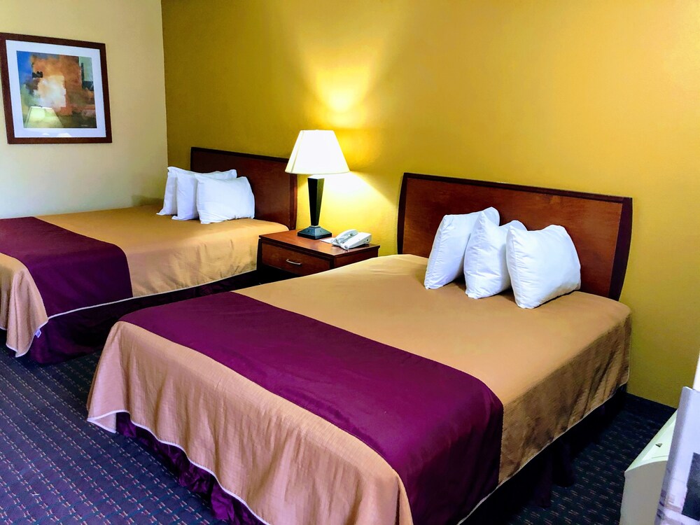 Americas Best Value Inn & Suites Yukon Oklahoma City - photo 8