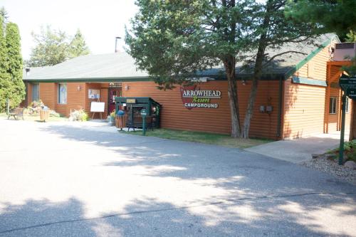 Arrowhead Camping Resort Cabin 1 - last minute hotel in Unknown City