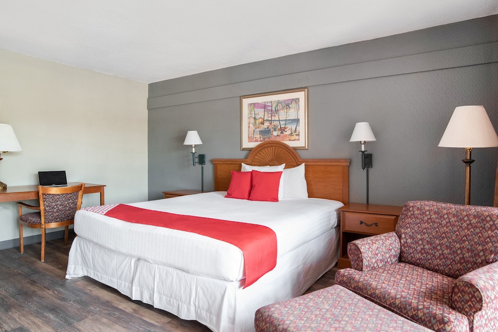 OYO Hotel Mustang Silverspring FL - photo 8