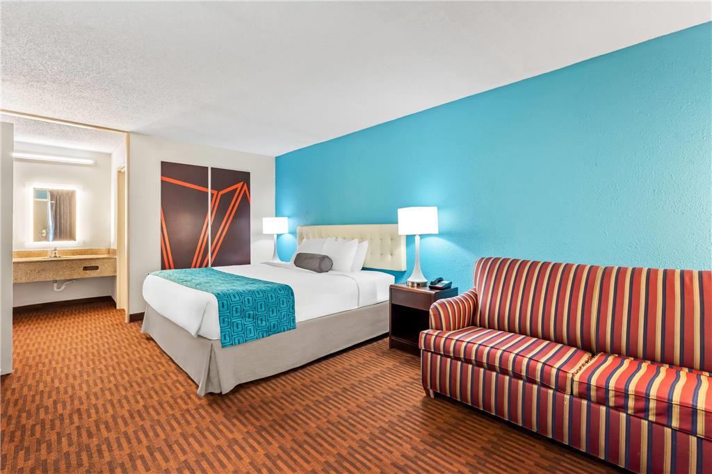 Howard Johnson by Wyndham Albany - photo 28