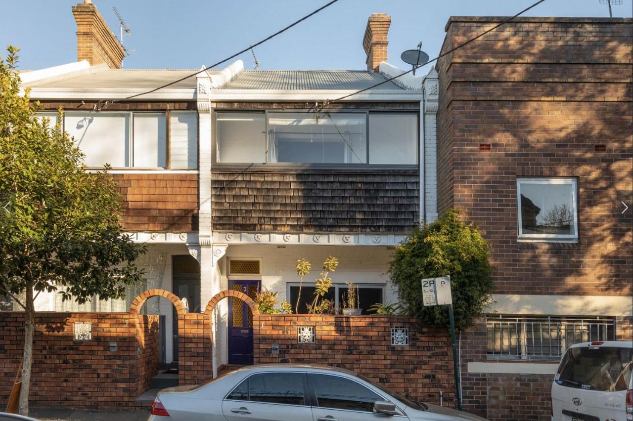 Sunny Apartment in Surry Hills — 4-Star Luxury Hotel in Sydney, Australia
