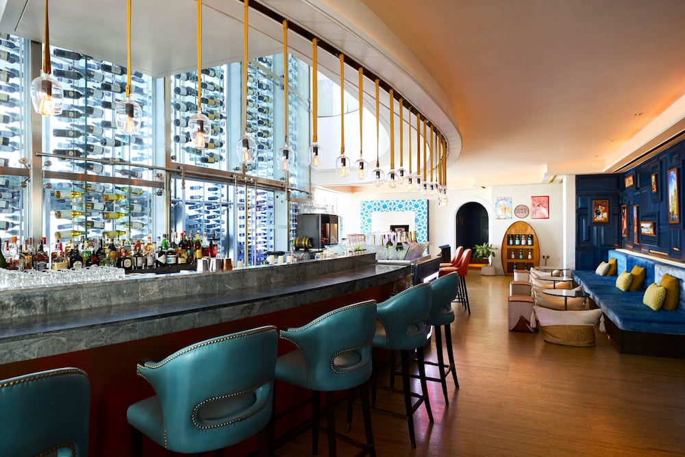 מזון ומשקאות