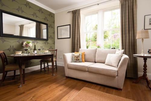 Pentland Cottage — 4-Star Luxury Hotel in Galashiels, United Kingdom